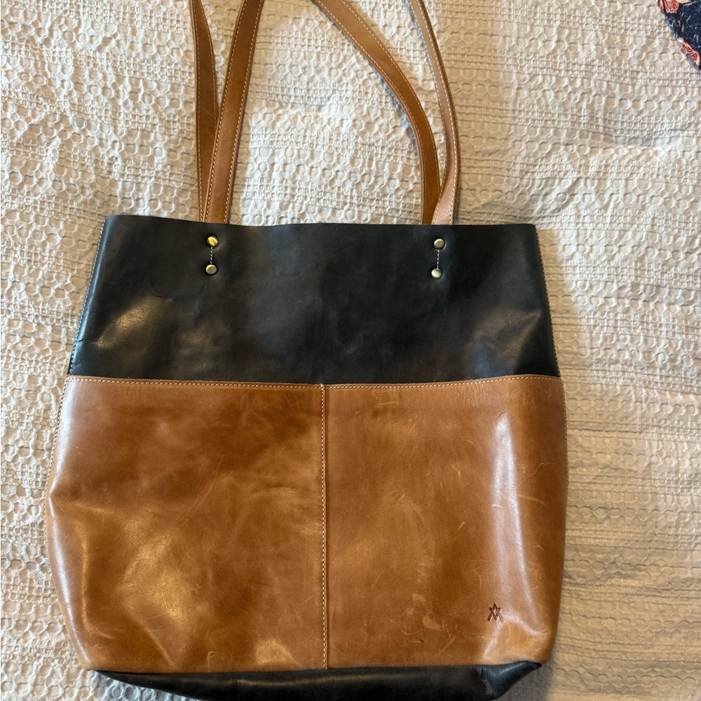 Black and Brown Leather Tote Bag with Structured Design